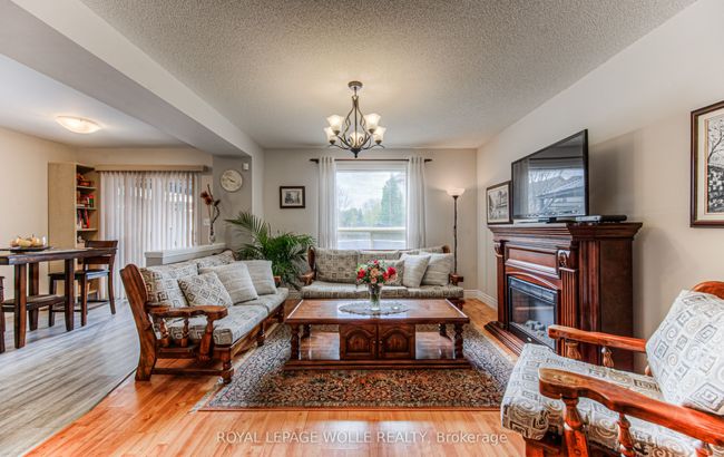 732 Grand Banks Dr, House other with 3 bedrooms, 4 bathrooms and 1 parking in Waterloo ON | Image 9