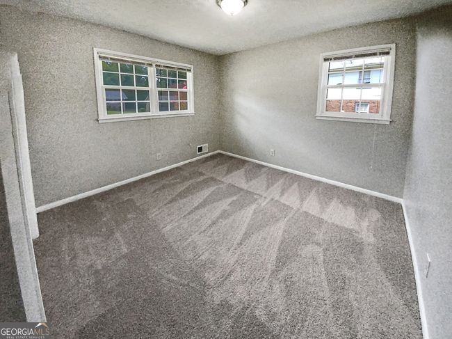 1046 Fox St Se, House other with 3 bedrooms, 2 bathrooms and 2 parking in Conyers GA | Image 9