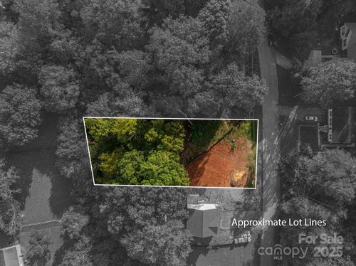 20-1241 E I St, Newton, NC, 28658-1832 | Card Image