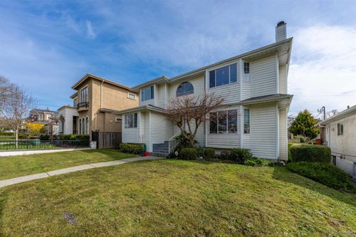 5592 Elizabeth Street, Vancouver, BC, V5Y3J9 | Card Image