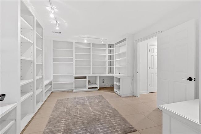 400 Old Ivy Rd Ne, House other with 6 bedrooms, 6 bathrooms and 3 parking in Atlanta GA | Image 77