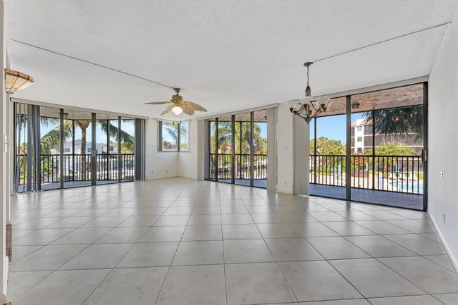 202 - 800 Jeffery 202 Street, Condo with 3 bedrooms, 2 bathrooms and null parking in Boca Raton FL | Image 10