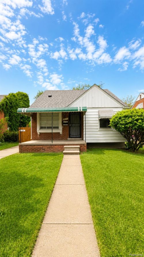 12585 Duchess St, Detroit, MI, 48224-1065 | Card Image