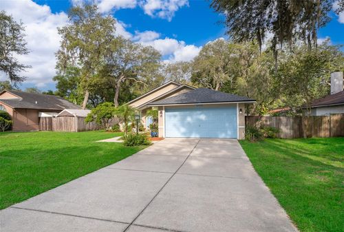 39939 Parkinsonia St, LADY LAKE, FL, 32159-3458 | Card Image