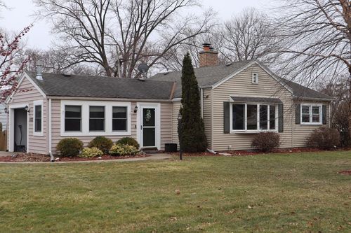 4155 N 110th Street, Wauwatosa, WI, 53222 | Card Image