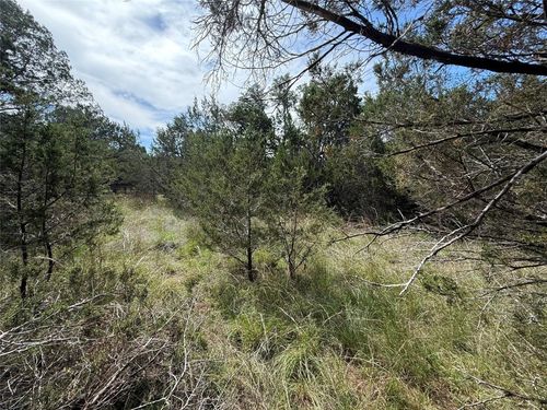 38 Heathrow Ln, Wimberley, TX, 78676-2801 | Card Image