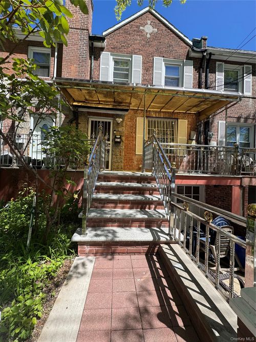 4218 Bruner, New York, NY, 10466 | Card Image