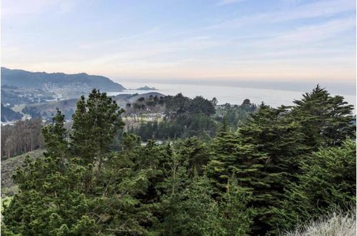 129 Outlook Cir, Pacifica, CA, 94044-2144 | Card Image
