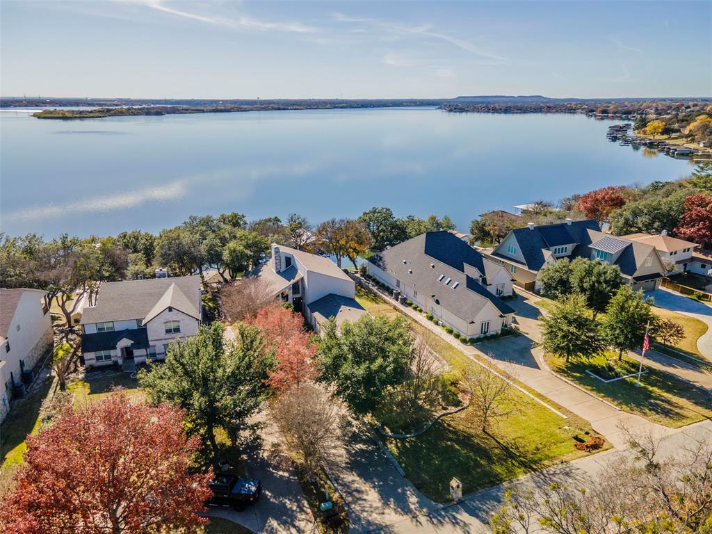 Comanche Vista Trl, Granbury, TX 76049