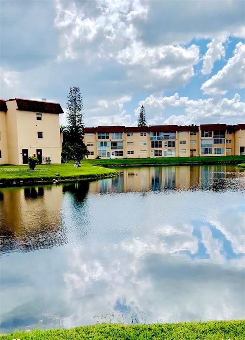 108-8881 Sunrise Lakes Blvd, Sunrise, FL, 33322-1431 | Card Image
