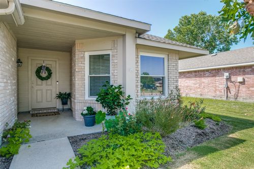 711 Overton Dr, Wylie, TX, 75098-6953 | Card Image