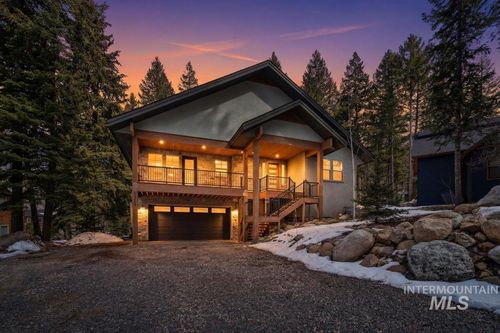 1325 Majestic View Dr, McCall, ID, 83638-7725 | Card Image