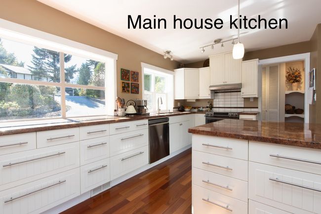 40549 Ayr Dr, House other with 6 bedrooms, 5 bathrooms and 6 parking in Squamish BC | Image 4