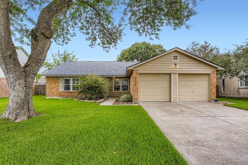 2308 Hampton Rd, League City, TX, 77573-3416 | Card Image