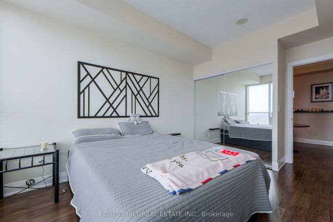 1504 - 20 N Park Rd, Condo with 3 bedrooms, 2 bathrooms and 2 parking in Vaughan ON | Image 13