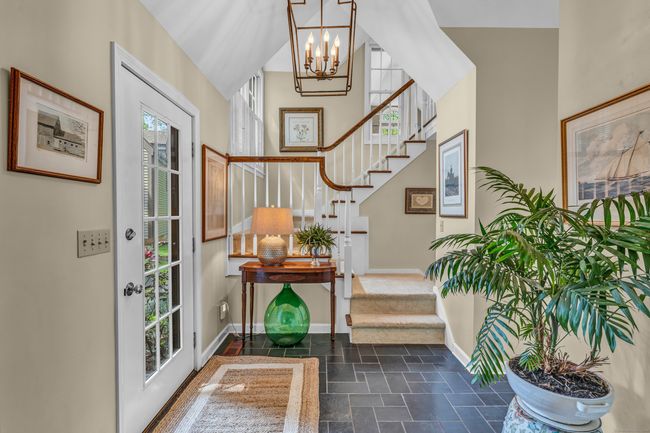 42 Long Hill Farm, Condo with 2 bedrooms, 3 bathrooms and 4 parking in Guilford CT | Image 6