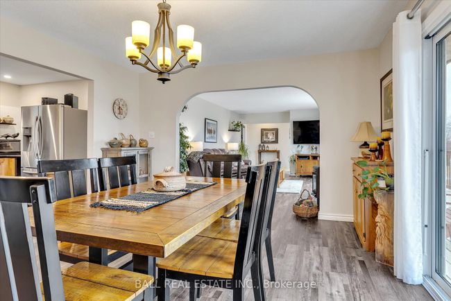 851 Kimberly Dr, House other with 3 bedrooms, 3 bathrooms and 8 parking in Ennismore ON | Image 18