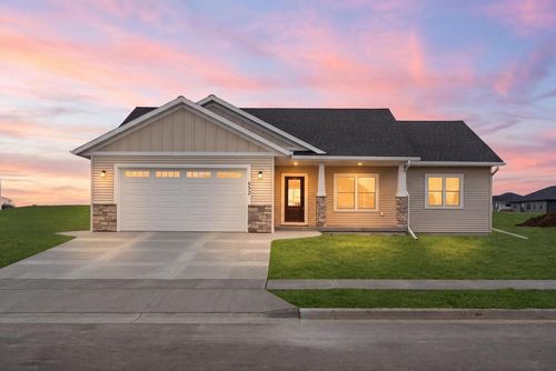 652 Boone Lane, Holmen, WI, 54636 | Card Image