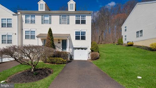 4570 Louise Saint Claire Dr, DOYLESTOWN, PA, 18902 | Card Image