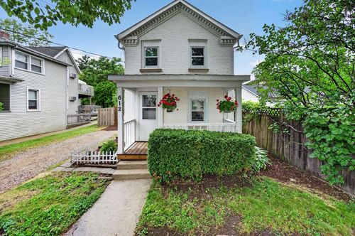 612 S Brooks Street, MADISON, WI, 53715 | Card Image
