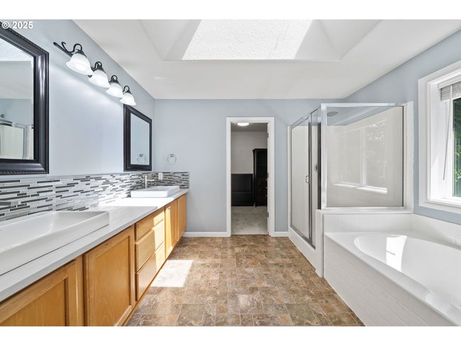 3541 Sw Wonderview Ave, House other with 7 bedrooms, 4 bathrooms and 2 parking in Gresham OR | Image 21
