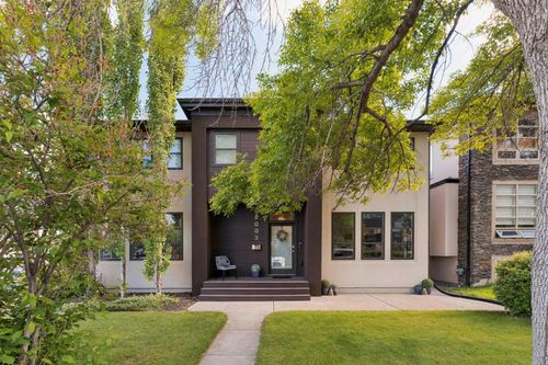 2003 32 Ave Sw, Calgary, AB, T2T1W7 | Card Image