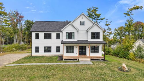 643 Stone Farm Dr, Hermon, ME, 04401-3717 | Card Image