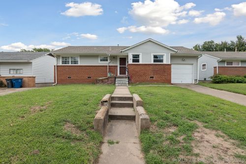 116 N 43rd Westavenue, Tulsa, OK, 74127 | Card Image