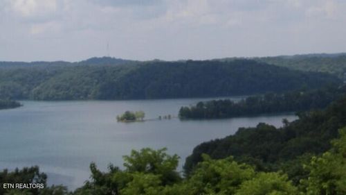 4 Trout Rd, Hilham, TN, 38568 | Card Image