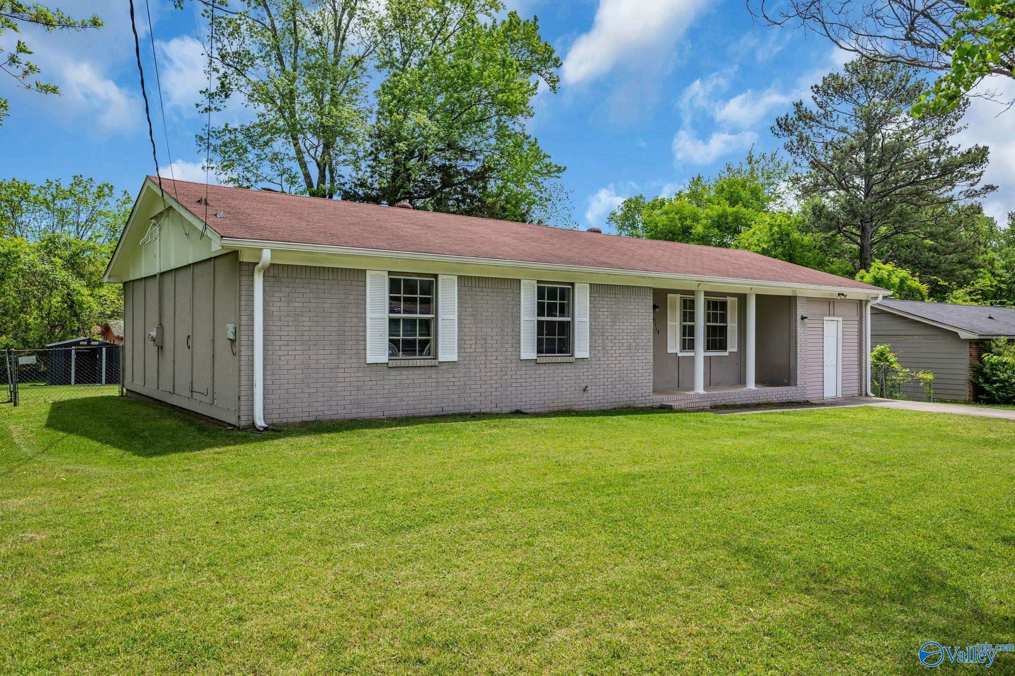 Ortega Cir, Huntsville, AL 35810