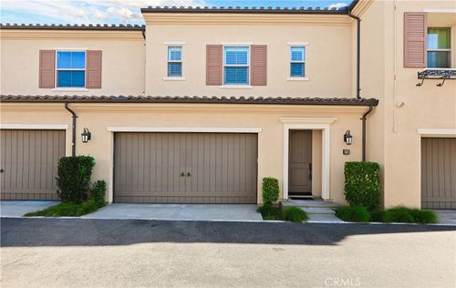 128 Full Sun, Irvine, CA, 92618-0876 | Card Image
