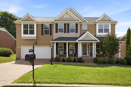 821 Banbury Way, Brentwood, TN, 37027-2203 | Card Image