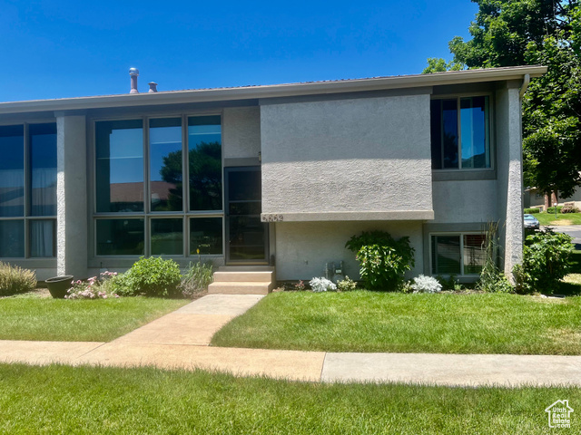 Oakwood Ct, Ogden, UT 84403