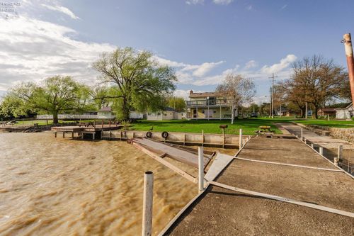 2170 S Sugar Bush Dr, Marblehead, OH, 43440-2352 | Card Image