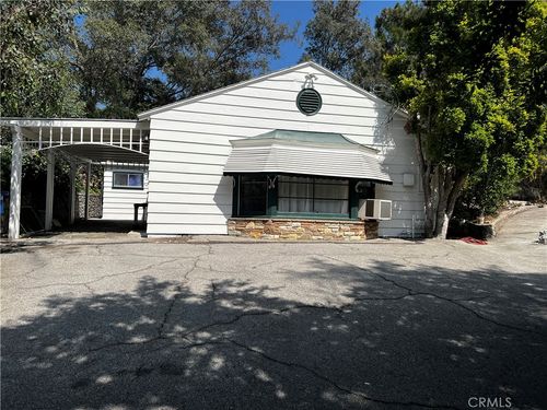 10630 Hillhaven Ave, Tujunga, CA, 91042-1545 | Card Image