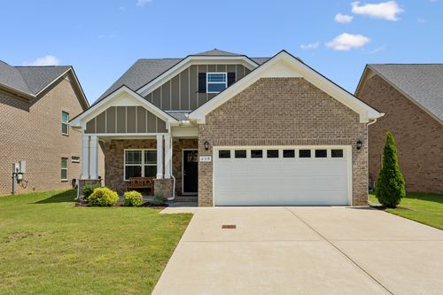 239 Thorpe Dr, Spring Hill, TN, 37174-5207 | Card Image