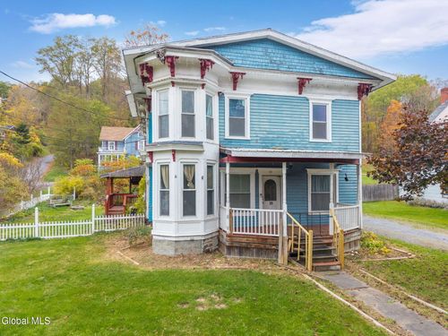 39 Water St, Worcester, NY, 12197-7704 | Card Image