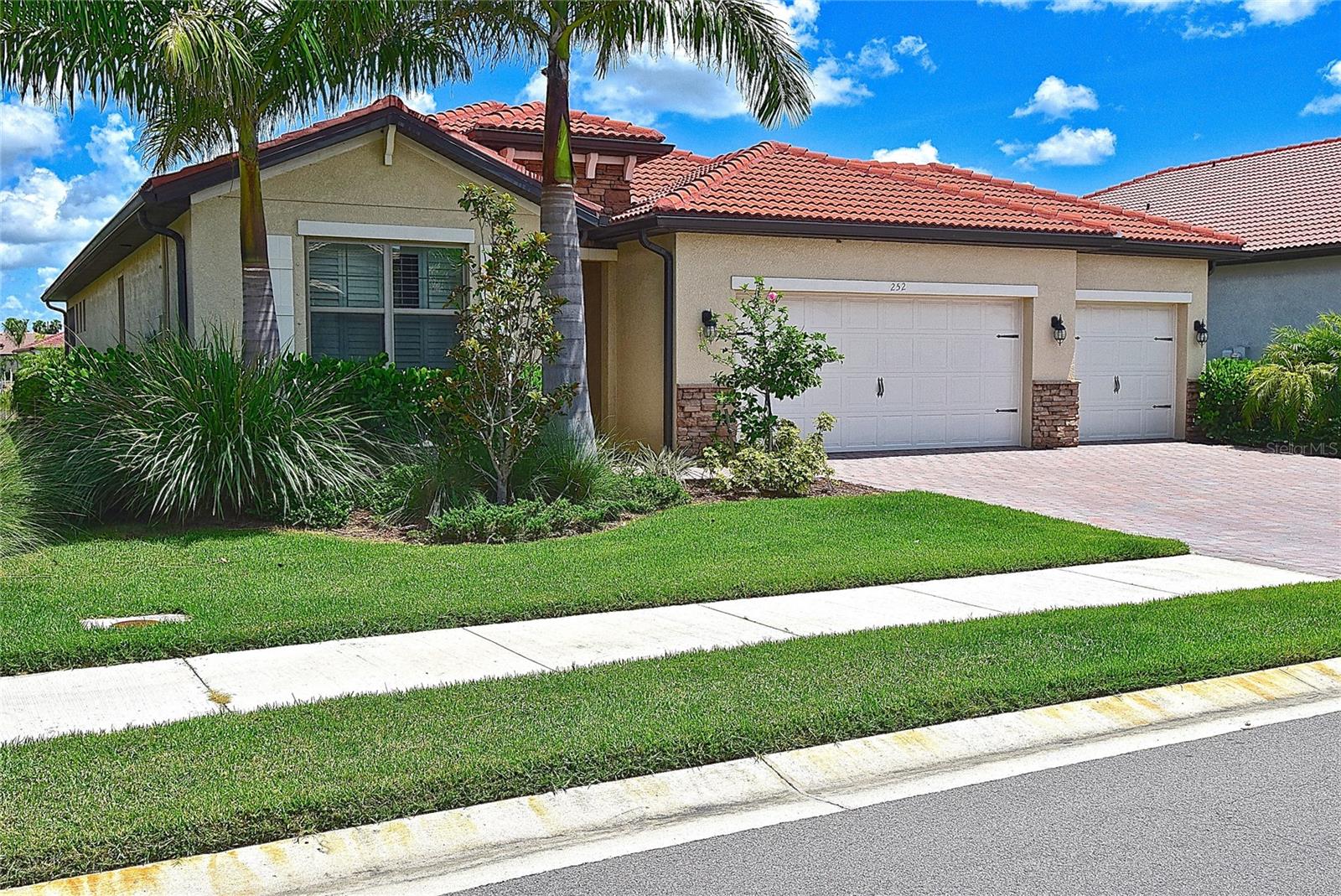 Villoresi Blvd, Nokomis, FL 34275