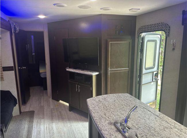 185 Forrest Rd, Home with 0 bedrooms, 0 bathrooms and null parking in Huntington TX | Image 5