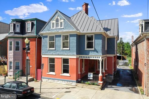 3a-408 W King St, MARTINSBURG, WV, 25401-3204 | Card Image