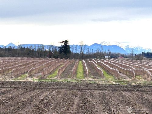 1766 Hampton Rd, Everson, WA, 98247-9367 | Card Image