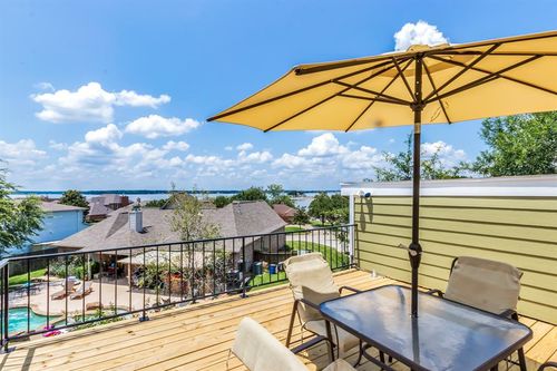 5421 Blue Haven Dr, Willis, TX, 77318-9157 | Card Image