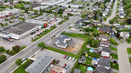 819 Av. Taniata, Lévis (Les Chutes-de-la-Chaudière-Est), QC, G2Z2E1 | Card Image