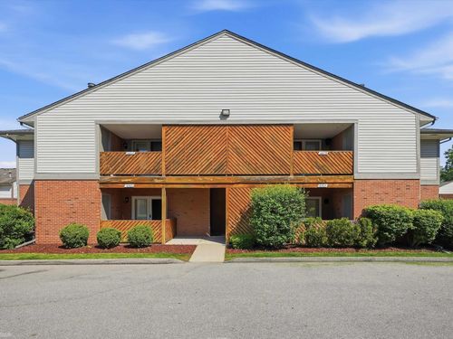 16579 Woodlane Drive, Fraser, MI, 48026 | Card Image