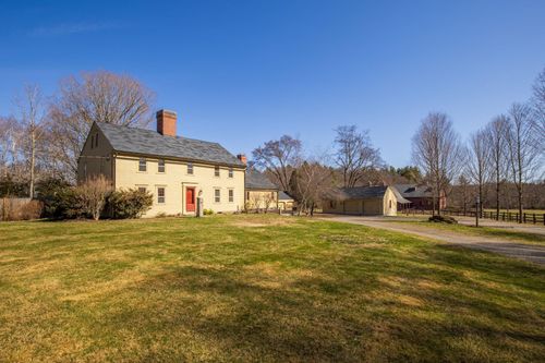 171 Pickpocket Rd, Brentwood, NH, 03833-6406 | Card Image