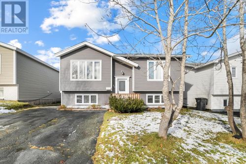 32 Schreyer Cres, Mount Pearl, NL, A1N3W2 | Card Image