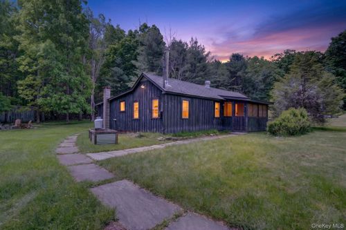 79 Little Rd, Wurtsboro, NY, 12790-4906 | Card Image