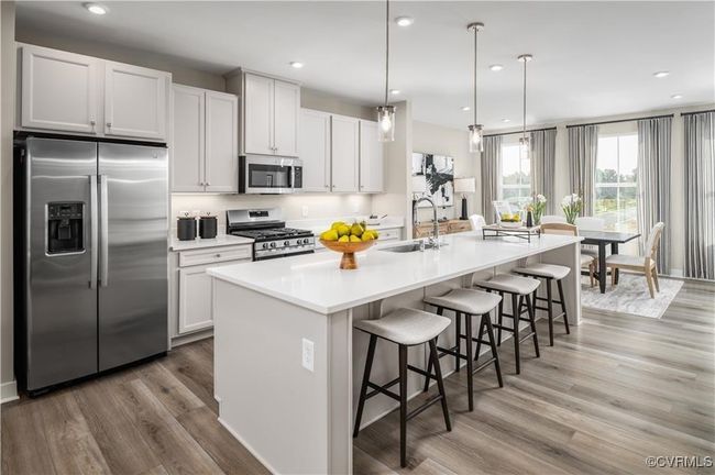 12151 Calgary Loop, Condo with 3 bedrooms, 3 bathrooms and null parking in Chester VA | Image 4