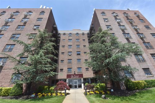 apt-b24-202 Foothill Ave, Hollis, NY, 11423-1623 | Card Image