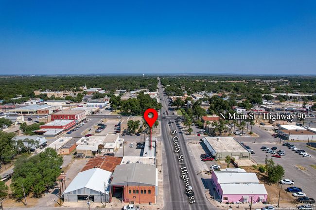 111 S Getty St, Home with 0 bedrooms, 0 bathrooms and null parking in Uvalde TX | Image 11